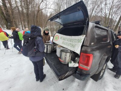 a2d3fb1e-f8df-4647-9f60-680815cd6239