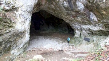 Barlangok Hónapja: Az ősember nyomában - GEOtúra a Szeleta-barlanghoz