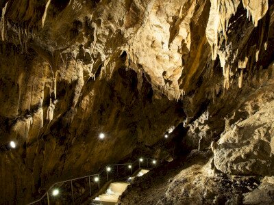 Szent István-barlang