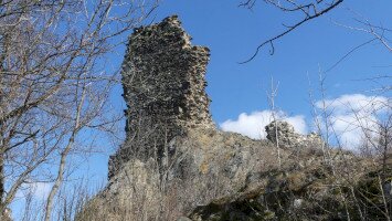 Szandavár romjai