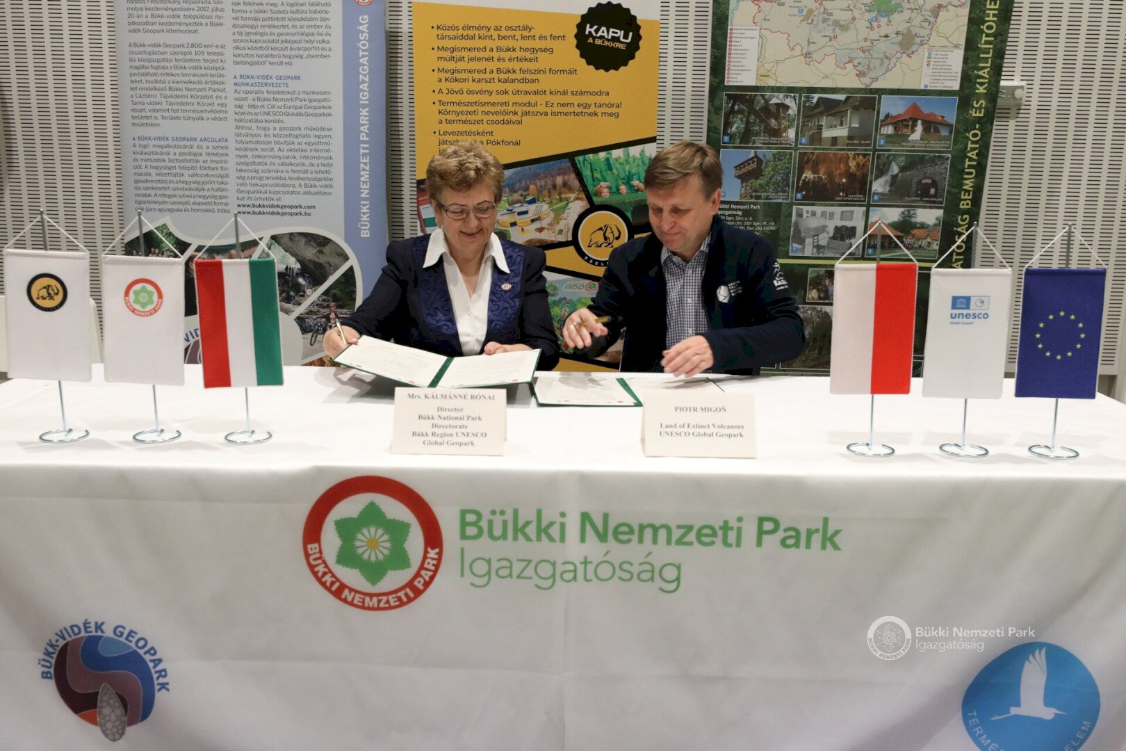 a-bukk-videken-jartak-a-v4-es-geoparkok-szakemberei-b03a2164-3977048.jpg